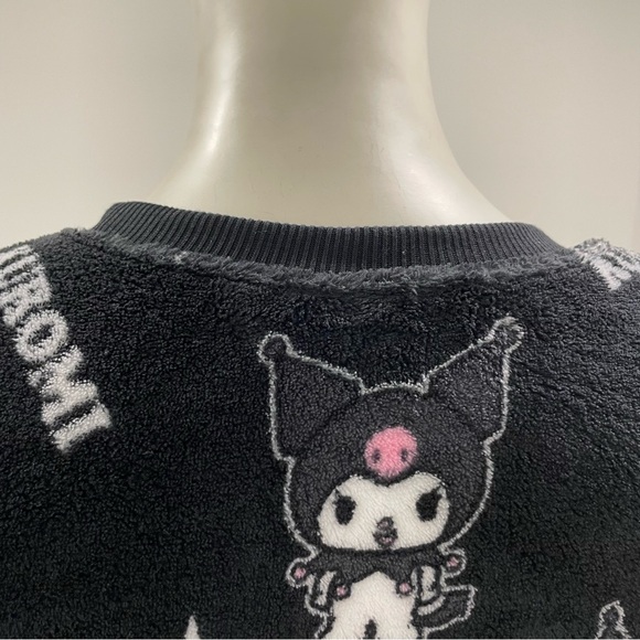 KUROMI by Sanrio Plush Cozy Crewneck Top All Over Print Size M - Picture 13 of 16